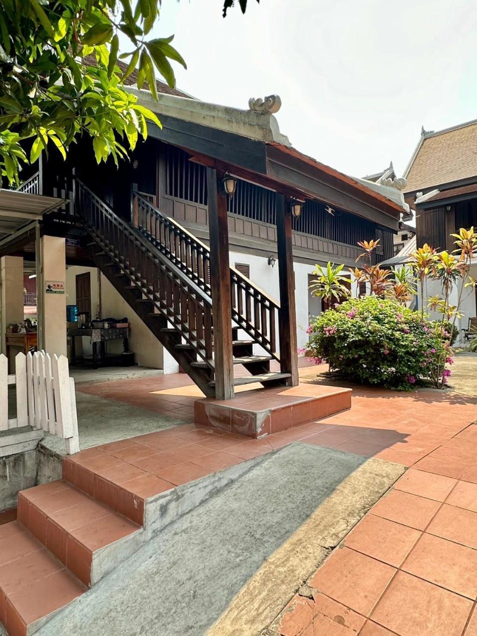 Residence Boutique Hotel Luang Prabang Exterior foto